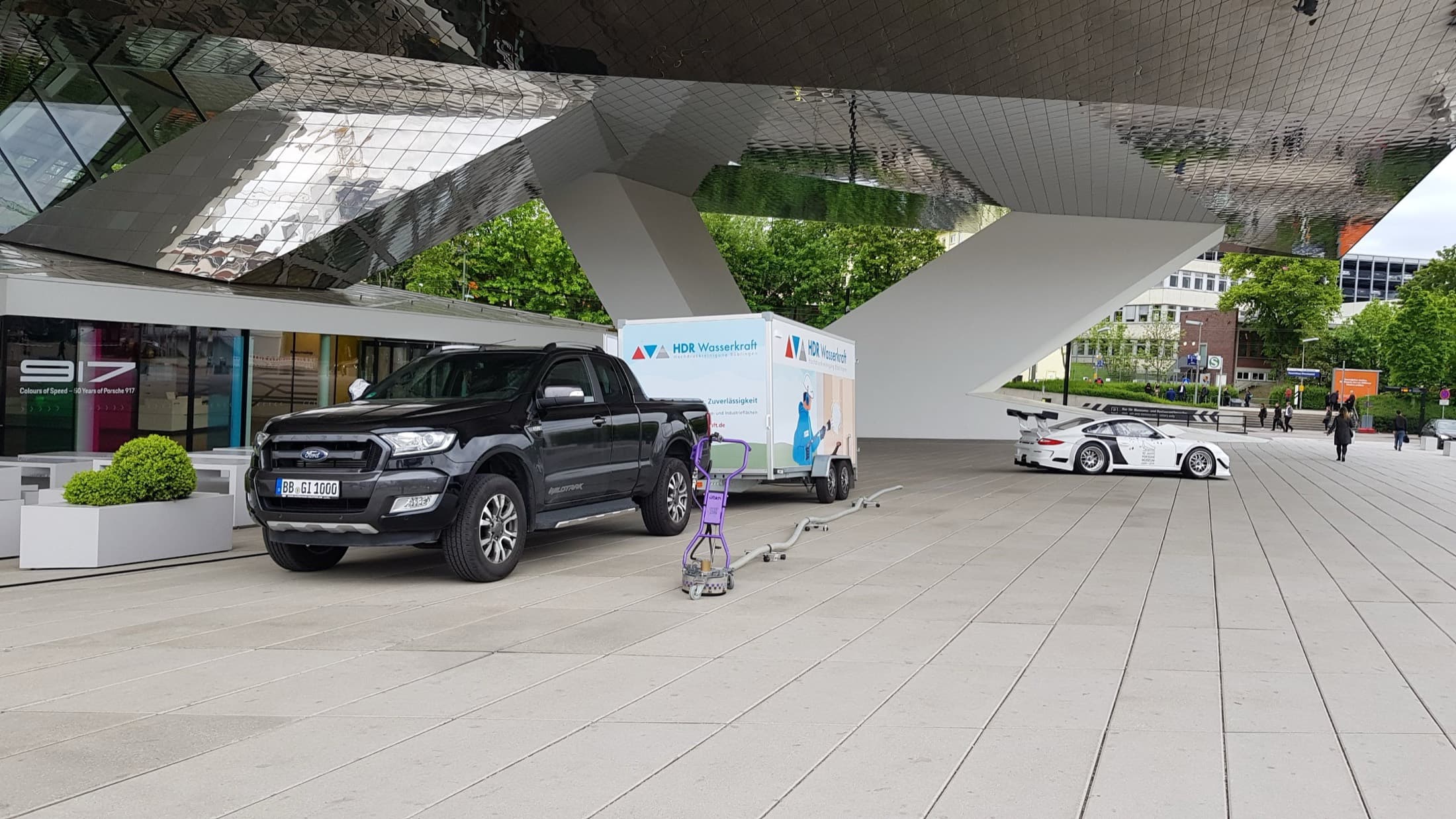 HDR Wasserkraft im Einsatz am Porsche Museum in Stuttgart